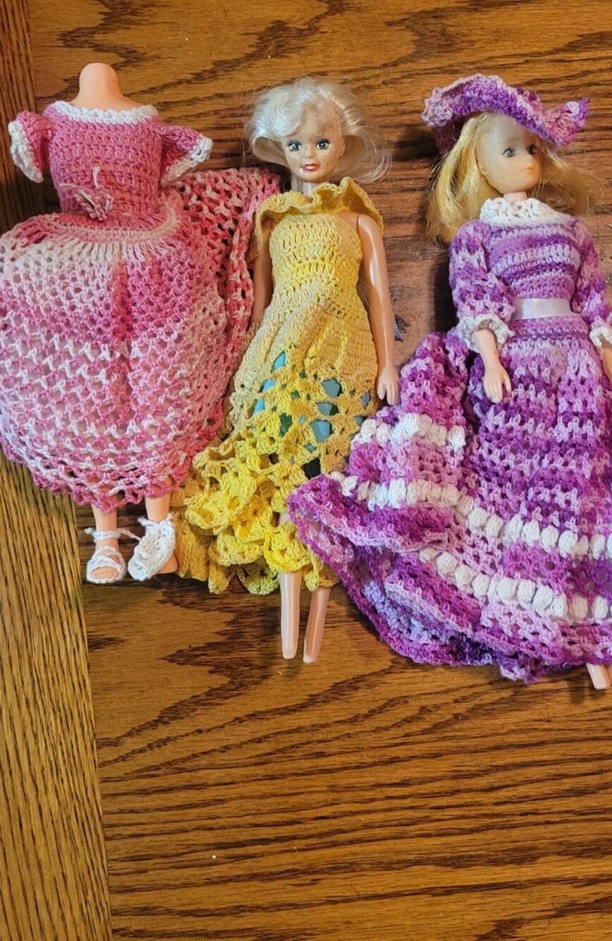 Handmade Pink & Purple Crocheted Barbie Doll Clothing~ 1990 Mann doll